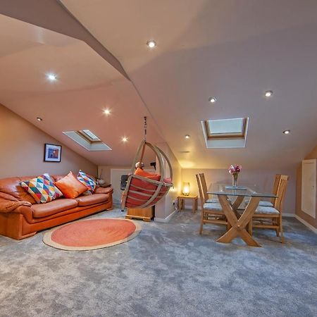Premium 2Nd Floor 2 Bed Apt Sleeps 4 Adults In Oban Town Extérieur photo