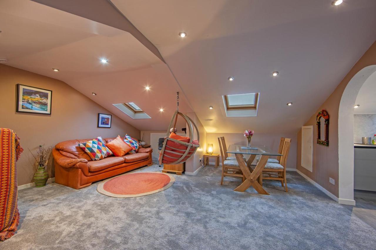 Premium 2Nd Floor 2 Bed Apt Sleeps 4 Adults In Oban Town Extérieur photo