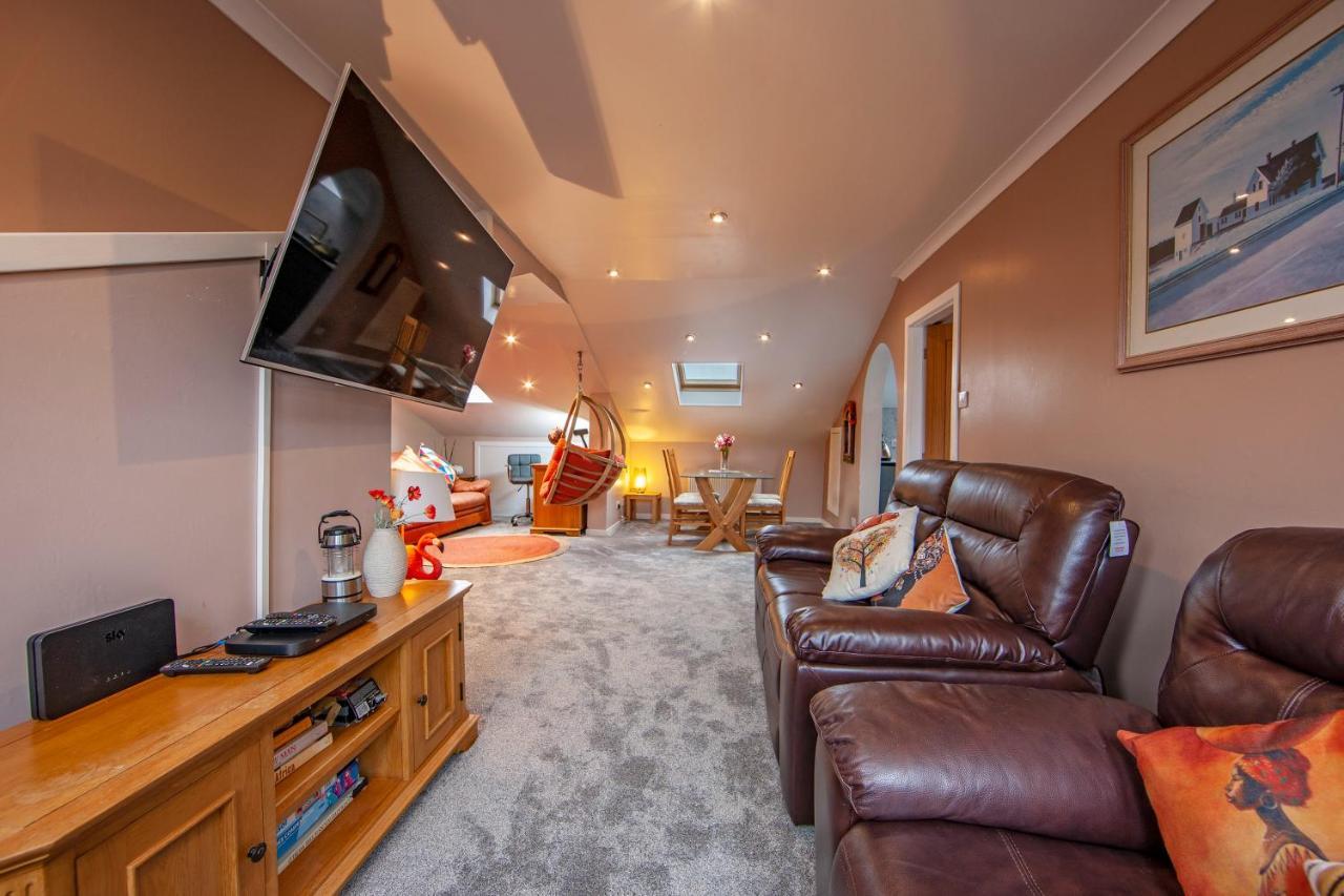 Premium 2Nd Floor 2 Bed Apt Sleeps 4 Adults In Oban Town Extérieur photo