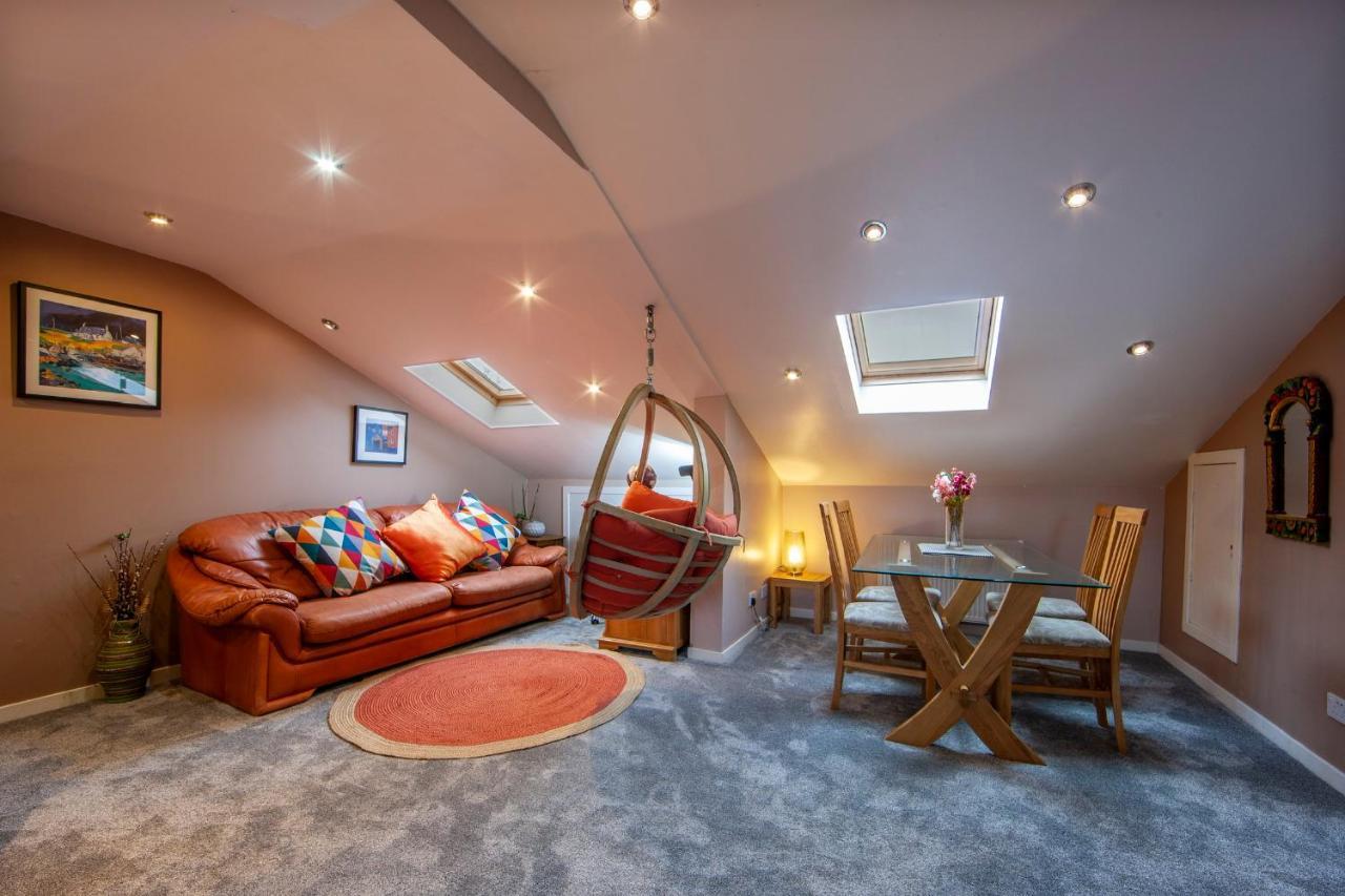 Premium 2Nd Floor 2 Bed Apt Sleeps 4 Adults In Oban Town Extérieur photo
